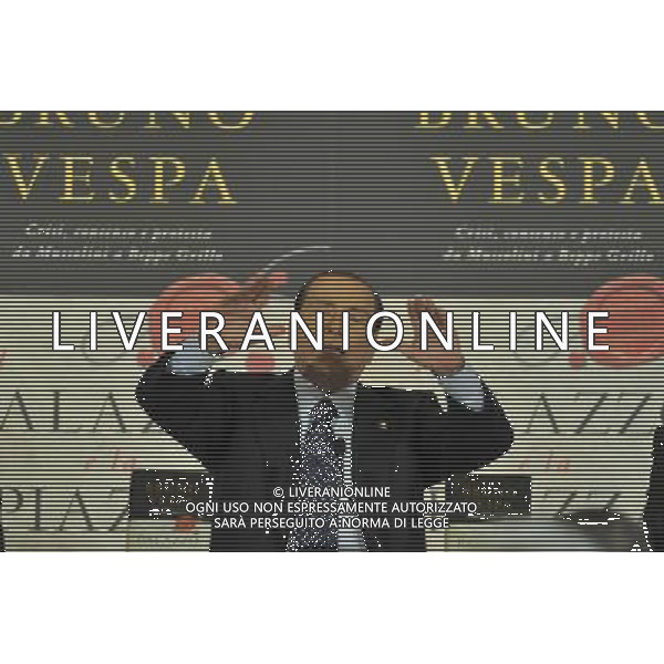 Silvio Berlusconi alla presentazione dell\'ultimo libro di Bruno Vespa, \'Il palazzo e la piazza\' a Roma 12/12/2012 ©Corradetti/Agenzia Aldo Liverani Sas