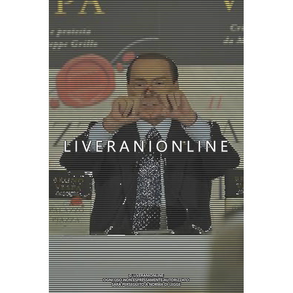 Silvio Berlusconi alla presentazione dell\'ultimo libro di Bruno Vespa, \'Il palazzo e la piazza\' a Roma 12/12/2012 ©Corradetti/Agenzia Aldo Liverani Sas
