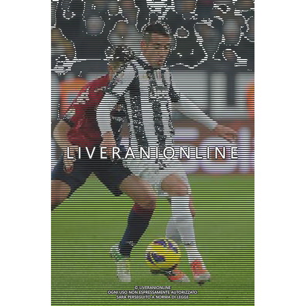 Coppa Italia TIM - Ottavi di Finale Torino 12-12-2012 Juventus - Cagliari nella foto: Mauricio Isla (Juventus) foto Roberto Garavaglia - ag. Aldo Liverani sas