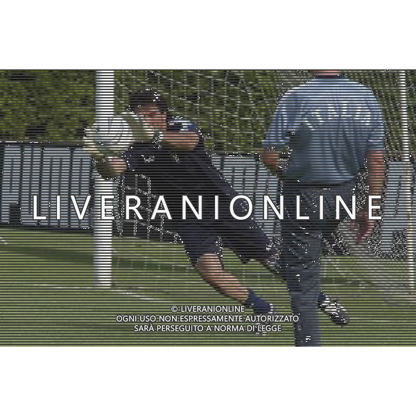 COVERCIANO 7/0/2003 ALLENAMENTO NAZIONALE ITALIANA NELLA FOTO GIANLUIGI BUFFON FOTO ALDO LIVERANI 