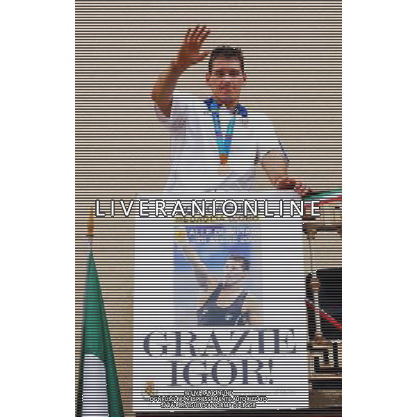 MEDA 25/08/04 -COMUNE- FESTA ORGANIZZATA PER IL RIENTRO DEL CAMPIONE OLIMPICO IGOR CASSINA NELLA FOTO: CASSINA IGOR, CAMPIONE OLIMPICO DI GINNASTICA PH: STEFANO CAPRA/AG. ALDO LIVERANI