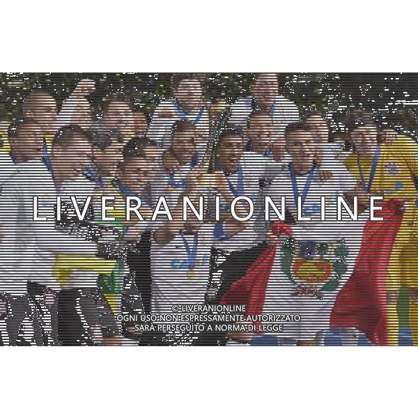 ©Kyodo/MAXPPP - 16/12/2012 ; YOKOHAMA, Japan - Players of South American champions Corinthians celebrate after winning the soccer Club World Cup final against European champions Chelsea in Yokohama, near Tokyo, on Dec. 16, 2012. Corinthians beat Chelsea 1-0. (Kyodo) AG ALDO LIVERANI S A S ONLY ITALY