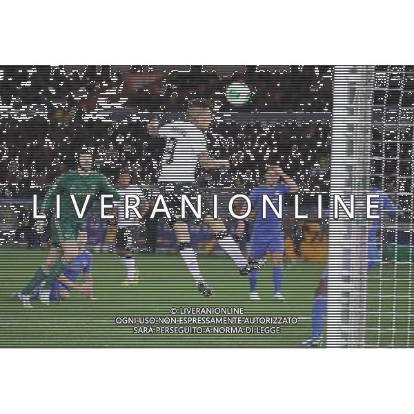 Chelsea v Corinthians (0-1) FIFA Club World Cup 2012 Final 16/12/12 FIFA Club World Cup 2012 Paolo Guerrero (Corinthians) scores winning goal Photo: Masahide Tomikoshi Fotosports International ©PHOTOSHOT/AGENZIA ALDO LIVERANI SAS - ITALY ONLY - EDITORIAL USE ONLY