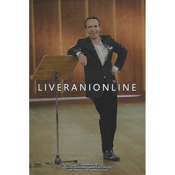 Roma - 17/12/2012 - CinecittÌÊ Teatro 5 - Photocall di ROBERTO BENIGNI ‰LA PIU BELLA DEL MONDO - nella foto: Roberto Benigni å© Fabrizio Corradetti - Ag. Aldo Liverani sas