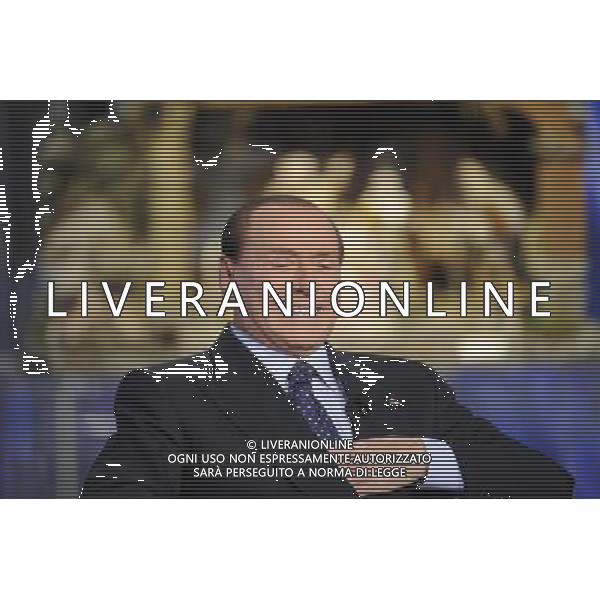 ROMA TRASMISSIONE TELEVISIVA PORTA A PORTA 18/-12/2012 NELLA FOTO SILVIO BERLUSCONI ALLA TRASMISSIONE TELEVISIVA FOTO FABRIZIO CORRADETTI-AG ALDO LIVERANI S A S