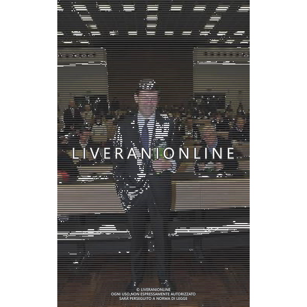 MILANO 20/12/2012 UNIVERSITA\' BOCCONI, VIA SARFATTI PRESENTAZIONE DEL LIBRO DI BEPPE SEVERGNINI: \'QUANDO IL GIOCO SI FA DURO, GLI ITALIANI COMINCOIANO A GIOCARE\' NELLA FOTO VITTORIO COLAO CEO VODAFONE FOTO ROMANO/AG ALDO LIVERANI