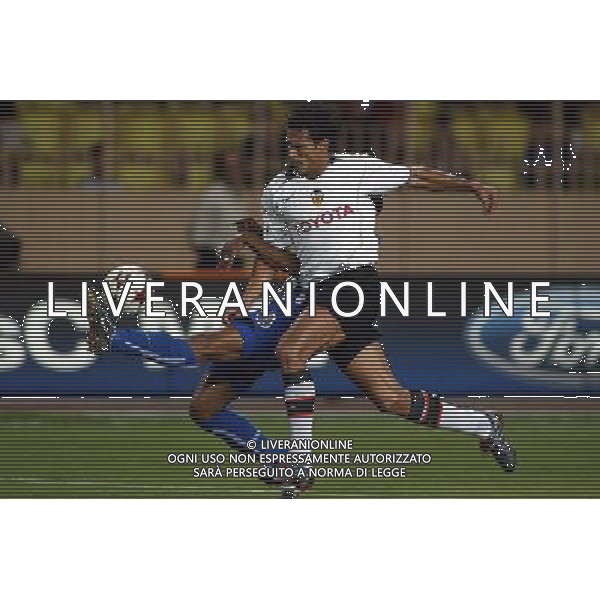 Porto - valencia supercoppa europea Monaco 27/08/04 nella foto bernardo corradi foto gianni nucci/ag aldo liverani