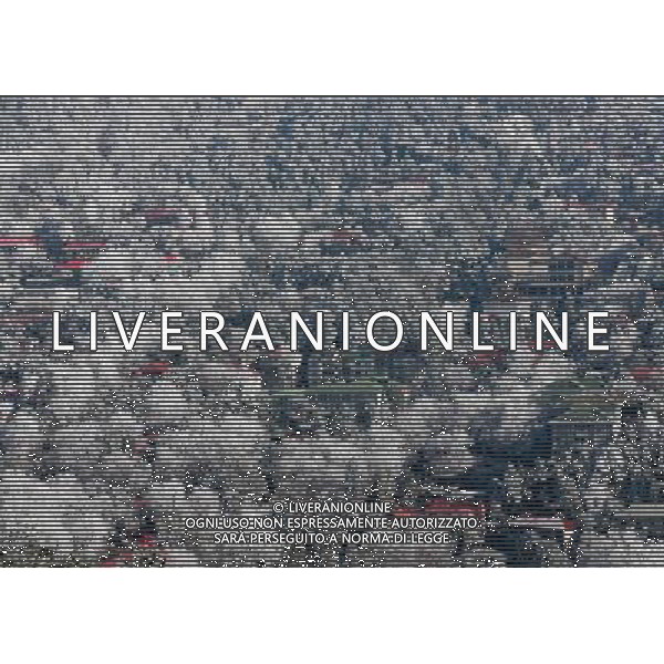 (121224) -- JIUJIANG, Dec. 24, 2012 () -- Photo taken on Dec. 23, 2012 shows the rime scenery at the Lushan Mountain scenic area in east China\'s Jiangxi Province. (/Shen Junfeng) (ry) ©photoshot/Agenzia Aldo Liverani Sas - ITALY ONLY - Il paesaggio con gli alberi coperti dalla brina nella zona del Monte Lushan nella zona est della Cina provincia di Jiangxi.