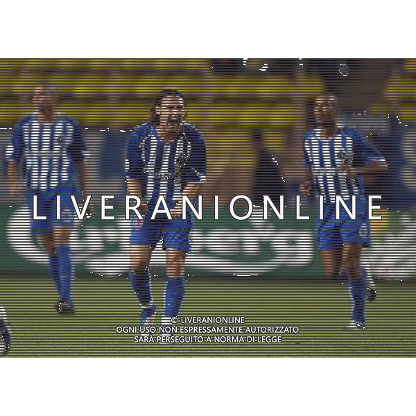 montercarlo 27/08/2004 super cup monaco porto-valencia nella foto maniche ag: aldo liverani-venezia