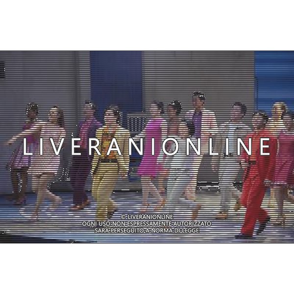 (121227) -- LANZHOU, Dec. 27, 2012 () -- Actors and actresses perform in musical \'Mamma Mia!\' at the Gansu Grand Theater in Lanzhou, capital of northwest China\'s Gansu Province, Dec. 26, 2012. The Chinese version of classic musical \'Mamma Mia!\' was staged in Gansu with six performances starting from Dec. 25. Over 42 million people across the world have seen the musical since the original London production opened in 1999. (/Zhang Meng) (zc) ©photoshot/AGENZIA ALDO LIVERANI SAS - ITALY ONLY - Attori e attrici si esibirscono nella versione cinese del classico musical \'Mamma Mia!\' presso il Gran Teatro Gansu a Lanzhou, in Cina 26 Dicembre, 2012.