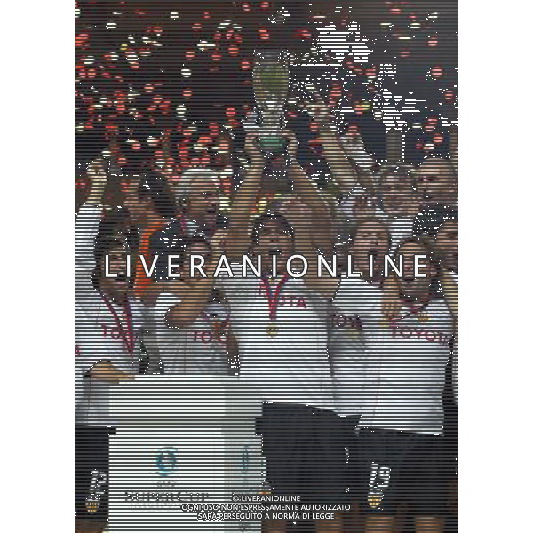 montercarlo 27/08/2004 super cup monaco porto-valencia nella foto valencia festeggia ag: aldo liverani-venewia