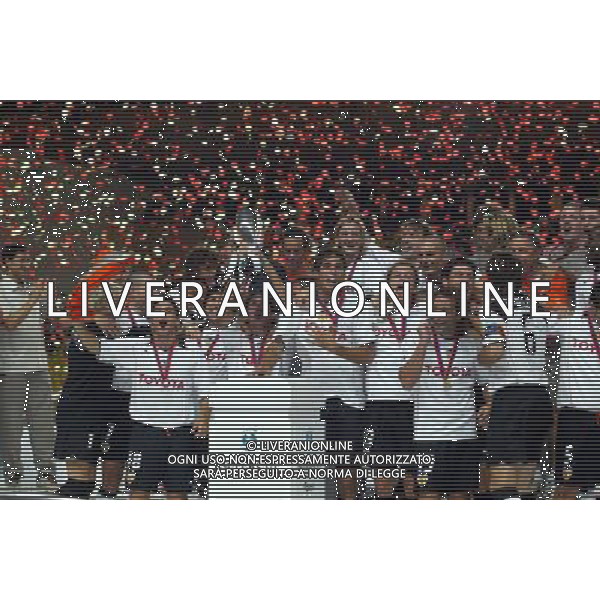 montercarlo 27/08/2004 super cup monaco porto-valencia nella foto valencia festeggia ag: aldo liverani-venewia