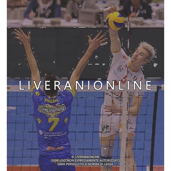 Del Monte Coppa Italia Serie A1 di Volley 2012 Semifinale 2 Milano - 29.12.2012 Lube Banca Macerata-Casa Modena Nella Foto:ivan zaytsev /Ph.Vitez-Ag. Aldo Liverani
