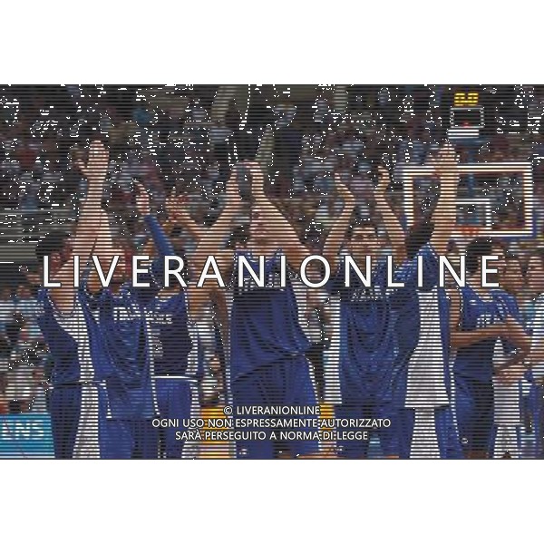 ATENE 28/08/04 -OLIMPIADI 2004- FINALE PALLACANERSTRO MASCHILE ITALIA-ARGENTINA NELLA FOTO: FESTEGGIAMENTI PH: LUZZANI/AG. ALDO LIVERANI