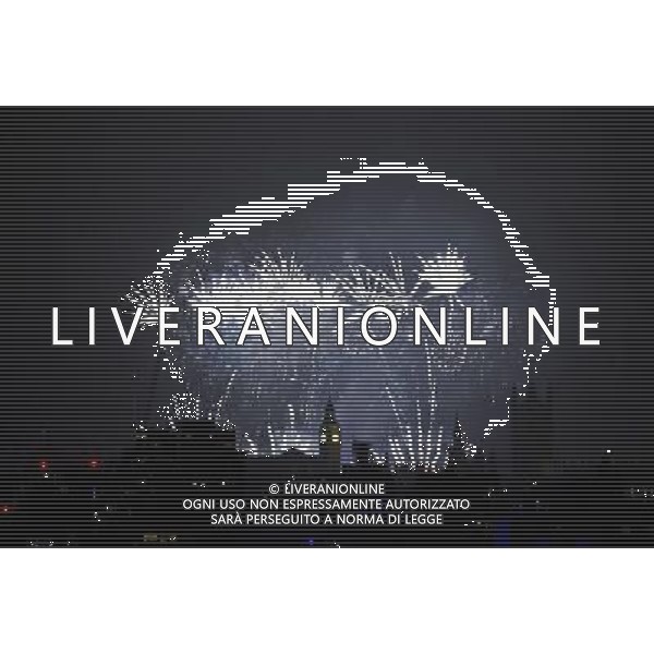 New Year Eve firework in London at midnight on 31st December 2012. ©Photoshot-ITALY ONLY - EDITORIAL USE ONLY/AGENZIA ALDO LIVERANI SAS