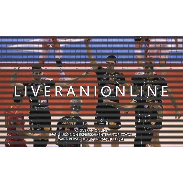 Del Monte Coppa Italia Serie A1 di Volley 2012 Finale Milano - 30.12.2012 Itas Diatec Trentino-Lube Banca Macerata Nella Foto:Macerata Esulta /Ph.Vitez-Ag. Aldo Liverani