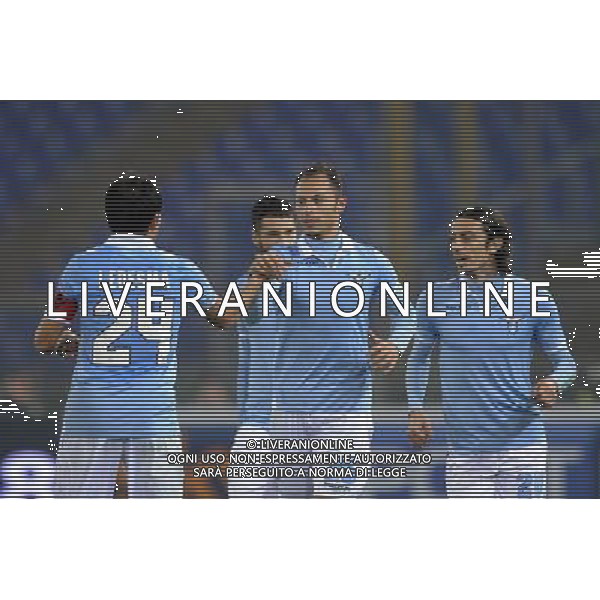 Roma - 08/01/2013 - Stadio Olimpico - TIM CUP 2012-2013 - Quarti di Finale - Lazio vs Catania - nella foto: Cristian Ledesma e Stefan Radu å© Fabrizio Corradetti - Ag. Aldo Liverani sas