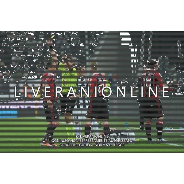 Coppa Italia TIM - Quarti di Finale Torino 9-01-2013 Juventus - Milan nella foto: Mexes ammonito per un duro fallo su Giovinco foto Roberto Garavaglia - ag. Aldo Liverani sas