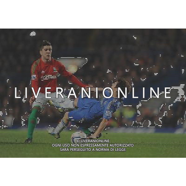 Oscar is fouled by Swansea City\'s Pablo Hernandez Chelsea 2012/13 Chelsea V Swansea City (0-2) 09/01/13 The Capital One Cup Semi Final 1st Leg Photo: Robin Parker Fotosports International ©photoshot/AGENZIA ALDO LIVERANI SAS - ITALY ONLY - EDITORIAL USE ONLY