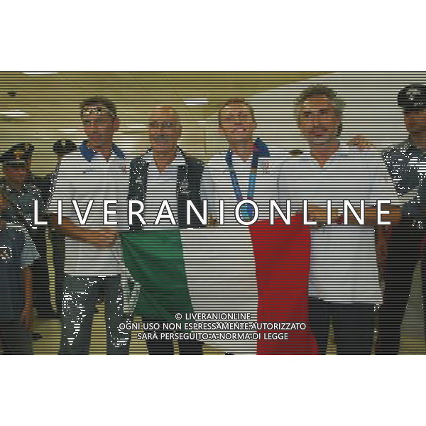 ARRIVO IN ITALIA DI STEFANO BALDINI MEDAGLIA D\' ORO MARATONA ATENE 2004 FOTO AG ALDO LIVERANI