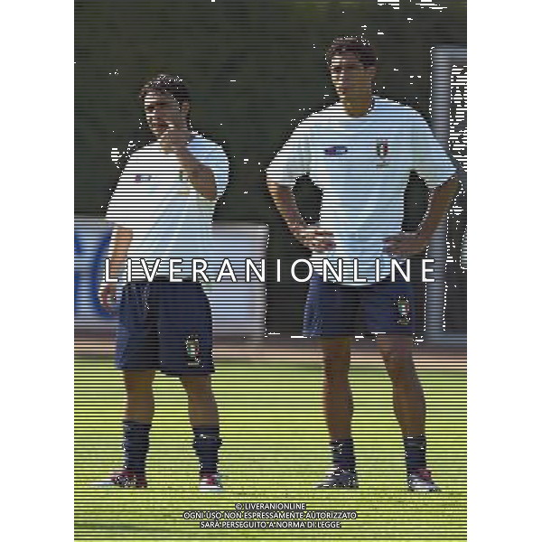 Coverciano -(Fi) 31/08/2004 allenamento della Nazionale Italiana Calcio nella foto Corradi Bernardo e Miccoli Fabrizio foto Filippo Venezia ag Aldo liverani