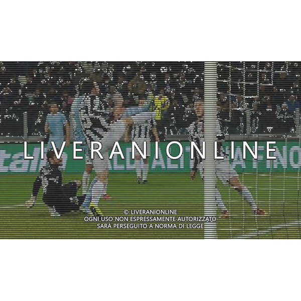 Coppa Italia TIM Cup 2012/2013 Semifinali Andata Torino - 22.01.2013 Juventus-Lazio Nella Foto:salvataggio di barzagli su mauri /Ph.Vitez-Ag. Aldo Liverani