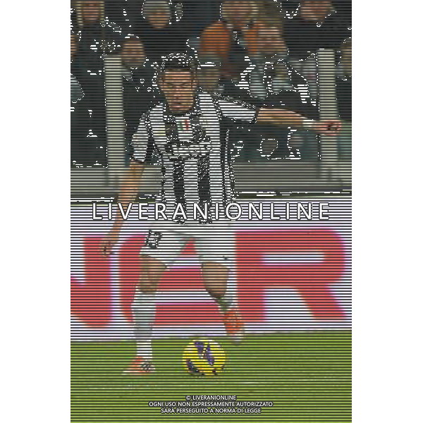 Coppa Italia TIM - Semifinale gara di andata Torino 22-01-2013 Juventus - Lazio nella foto: Mauricio Isla (Juventus) foto Roberto Garavaglia - ag. Aldo Liverani sas
