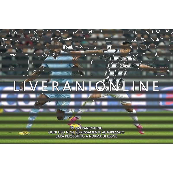 Coppa Italia TIM - Semifinale gara di andata Torino 22-01-2013 Juventus - Lazio nella foto: Michael Ciani (Lazio) a SX e Arturo Vidal (Juventus) foto Roberto Garavaglia - ag. Aldo Liverani sas