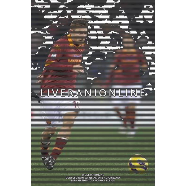 Roma - 23/01/2013 - Stadio Olimpico - TIM CUP 2012-2013 - semifinale andata - Roma vs Inter - nella foto: Francesco Totti å© Fabrizio Corradetti - Ag. Aldo Liverani sas