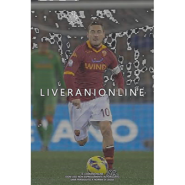 Roma - 23/01/2013 - Stadio Olimpico - TIM CUP 2012-2013 - semifinale andata - Roma vs Inter - nella foto: Francesco Totti å© Fabrizio Corradetti - Ag. Aldo Liverani sas
