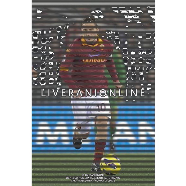 Roma - 23/01/2013 - Stadio Olimpico - TIM CUP 2012-2013 - semifinale andata - Roma vs Inter - nella foto: Francesco Totti å© Fabrizio Corradetti - Ag. Aldo Liverani sas