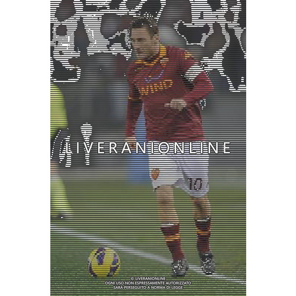 Roma - 23/01/2013 - Stadio Olimpico - TIM CUP 2012-2013 - semifinale andata - Roma vs Inter - nella foto: Francesco Totti å© Fabrizio Corradetti - Ag. Aldo Liverani sas