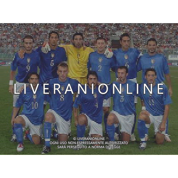 PALERMO 04/09/04 QUALIFICAZIONI MONDIALI 2006 ITALIA-NORVEGIA NELLA FOTO LA FORMAZIONE DELL\'ITALIA PH GIGI ARCAINI/AG.ALDO LIVERANI
