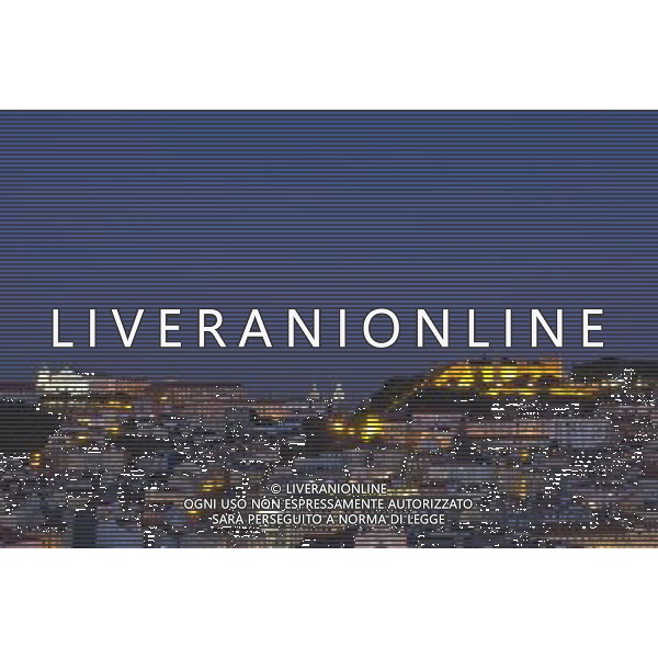 PORTUGAL Lisbon -- 02 Jan 2013 -- Evening view of the Castle of St George in Lisbon Portugal -- Picture by Jonathan Mitchell/Lightroom Photos ©photoshot/AGENZIA ALDO LIVERANI SAS - ITALY ONLY - Vedute della citta\' di Lisbona in Portogallo