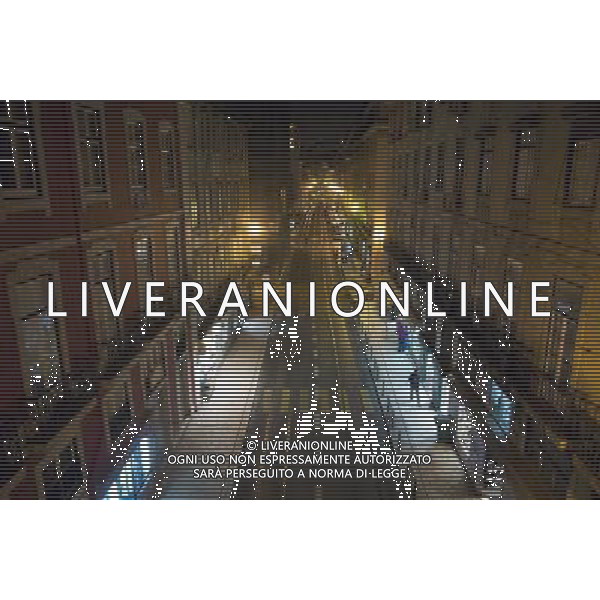 PORTUGAL LIsbon -- 21 Dec 2012 -- Evening street scene in Lisbon Portugal -- Picture by Jonathan Mitchell/Lightroom Photos ©photoshot/AGENZIA ALDO LIVERANI SAS - ITALY ONLY - Vedute della citta\' di Lisbona in Portogallo