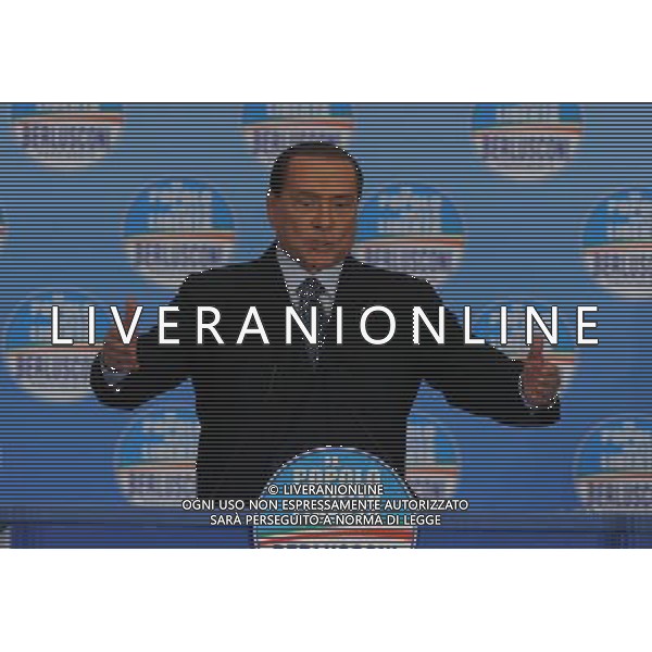 MILANO 3/2/2013 FIERAMILANOCITY CONFERENZA STAMPA DI SILVIO BERLUSCONI NELLA FOTO SILVIO BERLUSCONI FOTO ROMANO/AG ALDO LIVERANI
