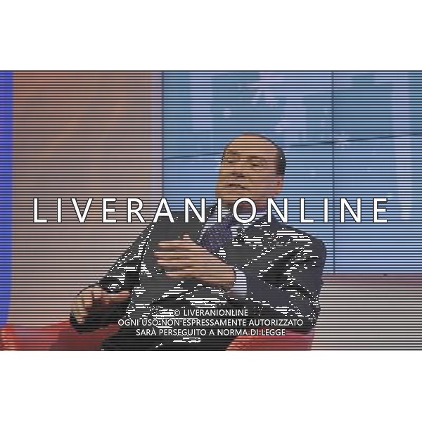 Silvio Berlusconi ospite della trasmissione televisiva L\'aria che tira a La7 - Roma 04 febbraio 2013 ©Corradetti/AGENZIA ALDO LIVERANI SAS