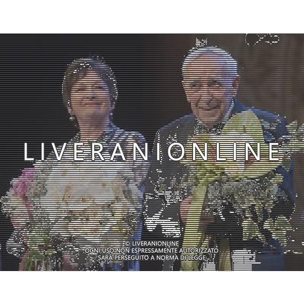 (130204) -- ZAGREB, Feb. 4, 2013 () -- Croatian actor Pero Kvrgic (R) and actress Lela Margitic pose during an official anniversary celebration play of \'Exercises in Style\' at the Croatian National Theater in Zagreb, Croatia, Feb. 3, 2013. The record for the longest run of a theatrical play with the same cast is for the Raymond Queneau\'s play \'Exercises in Style\' performed by Pero Kvrgic and Lela Margitic and directed by Tomislav Radic (all Croatians) from January 1968 to the present, long enough to make it into the Guinness Book of Records. (/Miso Lisanin) ©photoshot/AGENZIA ALDO LIVERANI SAS - ITALY ONLY - L\'attore croato Pero Kvrgic e l\'attrice Lela Margitic al Teatro Nazionale di Zagabria, in Croazia, 3 febbraio 2013.