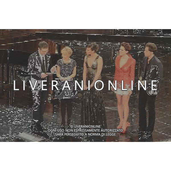 63mo Festival della Canzone italiana di Sanremo Prima Serata 12 febbraio 2013 nella foto Fabio Fazio, Luciana Littizzetto, Flavia Pennetta, Simona Molinari e Peter Cincotti ©Gazzaniga/AGENZIA ALDO LIVERANI SAS