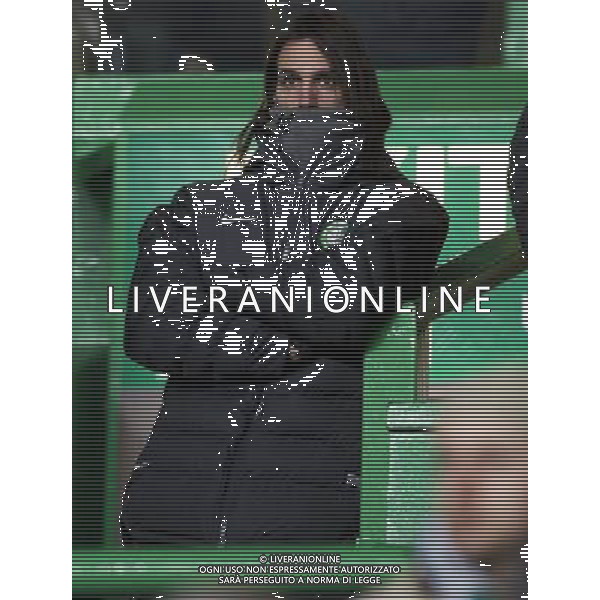 12/02/13 UEFA CHAMPIONS LEAGUE CELTIC v JUVENTUS CELTIC PARK - GLASGOW Celtic striker Georgios Samaras watches on from the stand ©/AGENZIA ALDO LIVERANI SAS - ITALY ONLY - EDITORIAL USE ONLY
