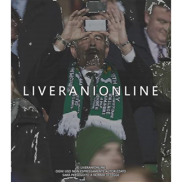 12/02/13 UEFA CHAMPIONS LEAGUE CELTIC v JUVENTUS CELTIC PARK - GLASGOW Golfer Sam Torrance takes his place in the stand ©/AGENZIA ALDO LIVERANI SAS - ITALY ONLY - EDITORIAL USE ONLY