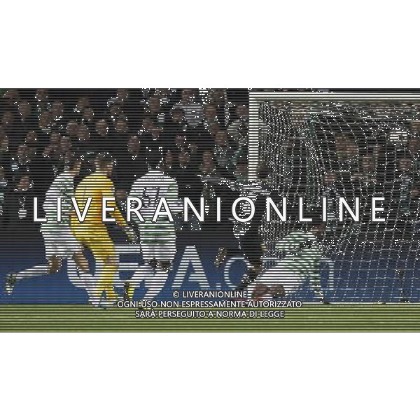 12/02/13 UEFA CHAMPIONS LEAGUE CELTIC v JUVENTUS CELTIC PARK - GLASGOW Juventus star Claudio Marchisio (8) fires the visitors ahead after a mix up in the Celtic defence ©/AGENZIA ALDO LIVERANI SAS - ITALY ONLY - EDITORIAL USE ONLY