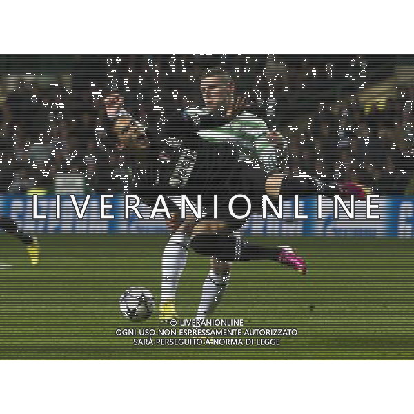12/02/13 UEFA CHAMPIONS LEAGUE CELTIC v JUVENTUS CELTIC PARK - GLASGOW Juventus\' Martin Caceres (front) goes down under a challenge from Gary Hooper ©/AGENZIA ALDO LIVERANI SAS - ITALY ONLY - EDITORIAL USE ONLY