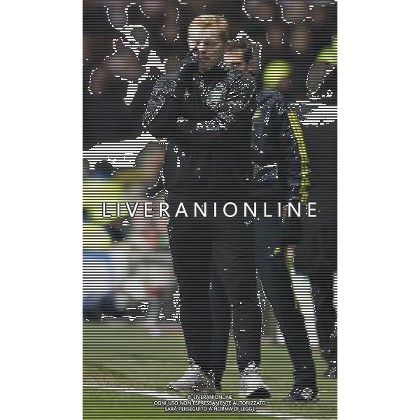 12/02/13 UEFA CHAMPIONS LEAGUE CELTIC v JUVENTUS CELTIC PARK - GLASGOW Dejection for Celtic manager Neil Lennon ©/AGENZIA ALDO LIVERANI SAS - ITALY ONLY - EDITORIAL USE ONLY