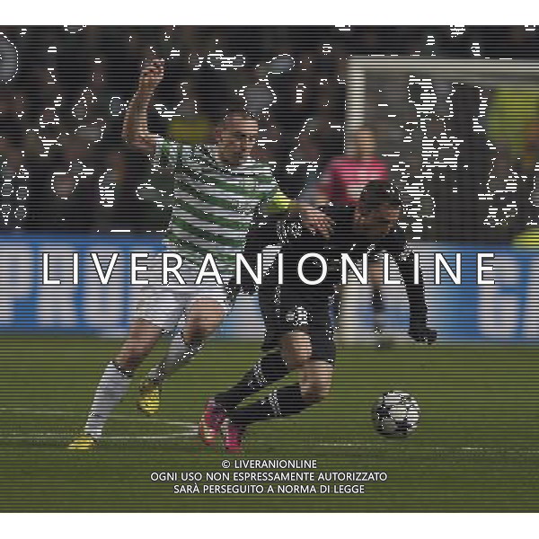 Celtic Park Glasgow Celtic v Juventus Champions League First knockout round 12/02/13 Scott Brown (Celtic) Claudio Marchisio (Juventus) Photo: Roger Parker Fotosports International AG ALDO LIVERANI S A S ONLY ITALY