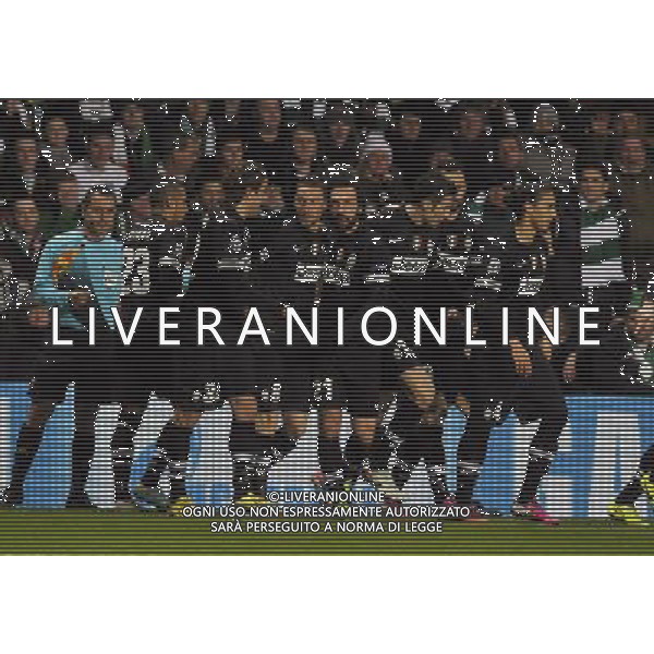 Celtic Park Glasgow Celtic v Juventus Champions League First knockout round 12/02/13 Juventus celebrate first goal Photo: Roger Parker Fotosports International AG ALDO LIVERANI S A S ONLY ITALY