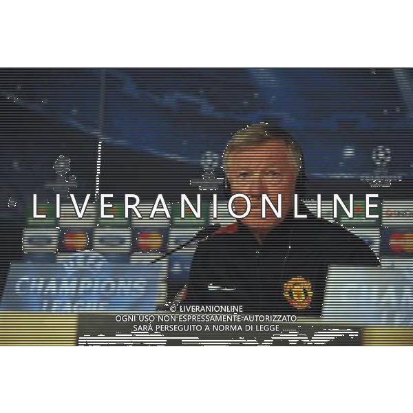 Sir Alex Ferguson Manager during press conference at the Santiago Bernabeu Stadium Manchester United 2012/13 Preview to tomorrow night\'s champions league match between Real Madrid Vs Manchester United 12/02/13 The Champions League Photo: Robin Parker Fotosports International AG ALDO LIVERANI S A S ONLY ITALY