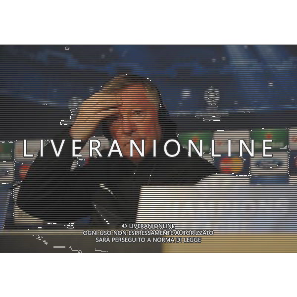 Sir Alex Ferguson Manager during press conference at the Santiago Bernabeu Stadium Manchester United 2012/13 Preview to tomorrow night\'s champions league match between Real Madrid Vs Manchester United 12/02/13 The Champions League Photo: Robin Parker Fotosports International AG ALDO LIVERANI S A S ONLY ITALY