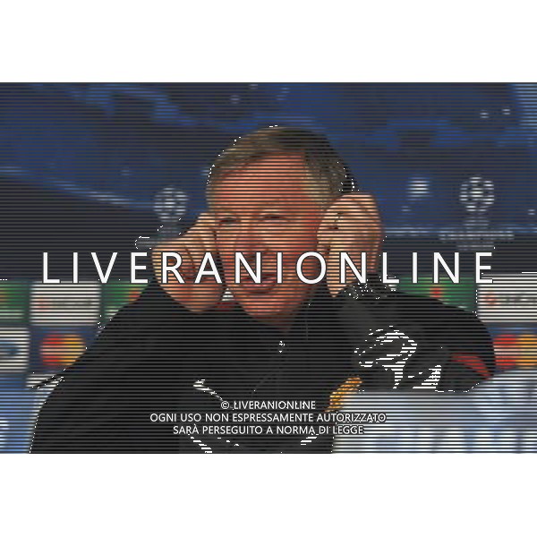 Sir Alex Ferguson Manager during press conference at the Santiago Bernabeu Stadium Manchester United 2012/13 Preview to tomorrow night\'s champions league match between Real Madrid Vs Manchester United 12/02/13 The Champions League Photo: Robin Parker Fotosports International AG ALDO LIVERANI S A S ONLY ITALY