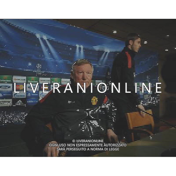Sir Alex Ferguson Manager and David De Gea during press conference at the Santiago Bernabeu Stadium Manchester United 2012/13 Preview to tomorrow night\'s champions league match between Real Madrid Vs Manchester United 12/02/13 The Champions League Photo: Robin Parker Fotosports International AG ALDO LIVERANI S A S ONLY ITALY
